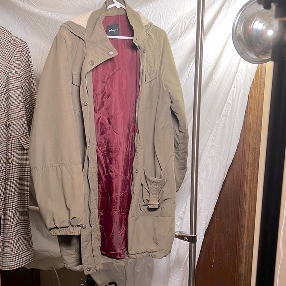 Army green winter coat - Picture 1 of 4